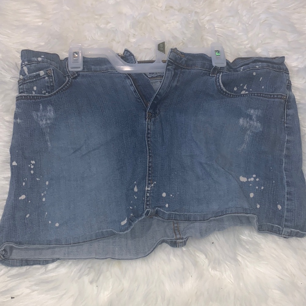 Women’s Denim Wash Mini Skirt (US Size 14)